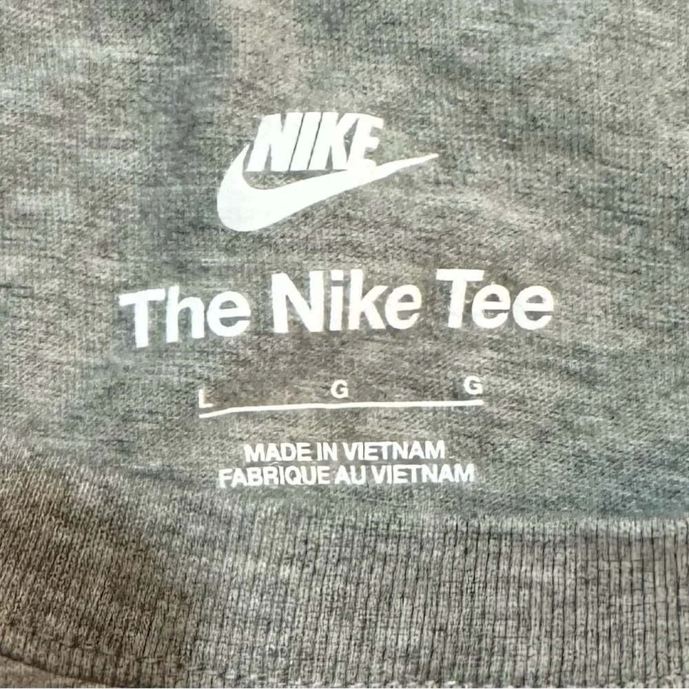Nike cropped tank